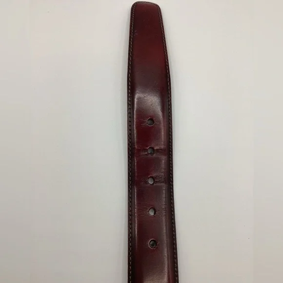 Smooth Reddish Brown Leather Belt with Gold Brass Buckle - Picture 9 of 15